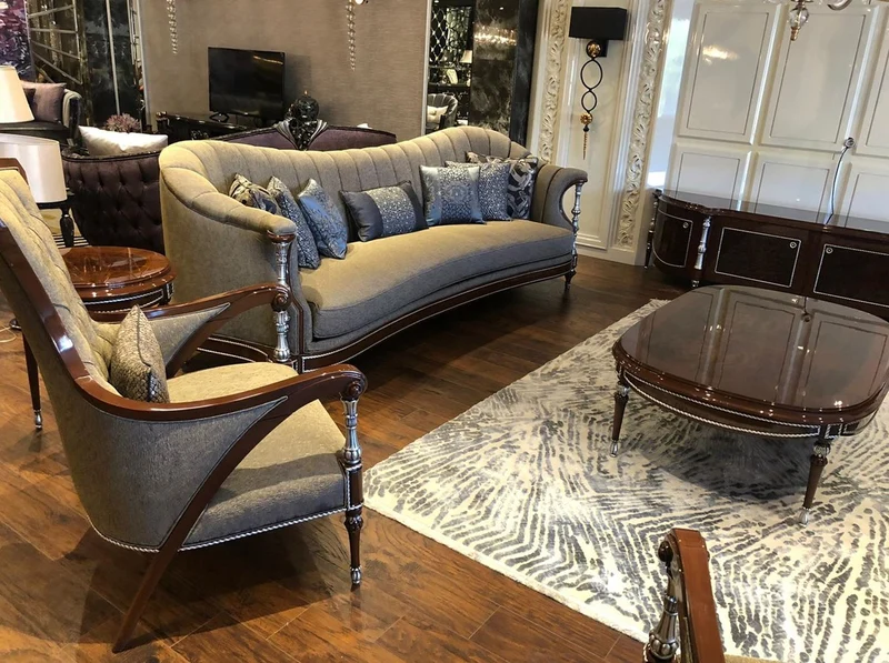 Casa Padrino Luxus Barock Wohnzimmer Set Grau / Braun / Silber - 2 Sofas & 2 Sessel & 1 Couchtisch - Handgefertigte Barock Wohnzimmer Möbel - Edel & Prunkvoll