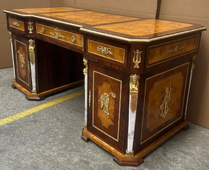 Casa Padrino Barock Schreibtisch Braun / Hellbraun / Weiß / Gold - Handgefertigter Barockstil Massivholz Bürotisch - Büro Möbel im Barockstil - Barock Möbel