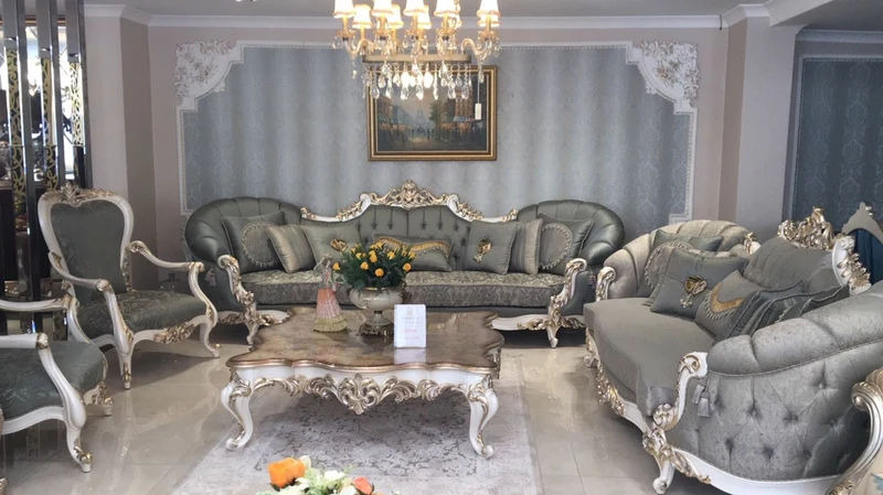Casa Padrino Luxus Barock Sofa Grün / Weiß / Gold - Prunkvolles Wohnzimmer Sofa - Handgefertigte Barock Wohnzimmer Möbel - Edel & Prunkvoll