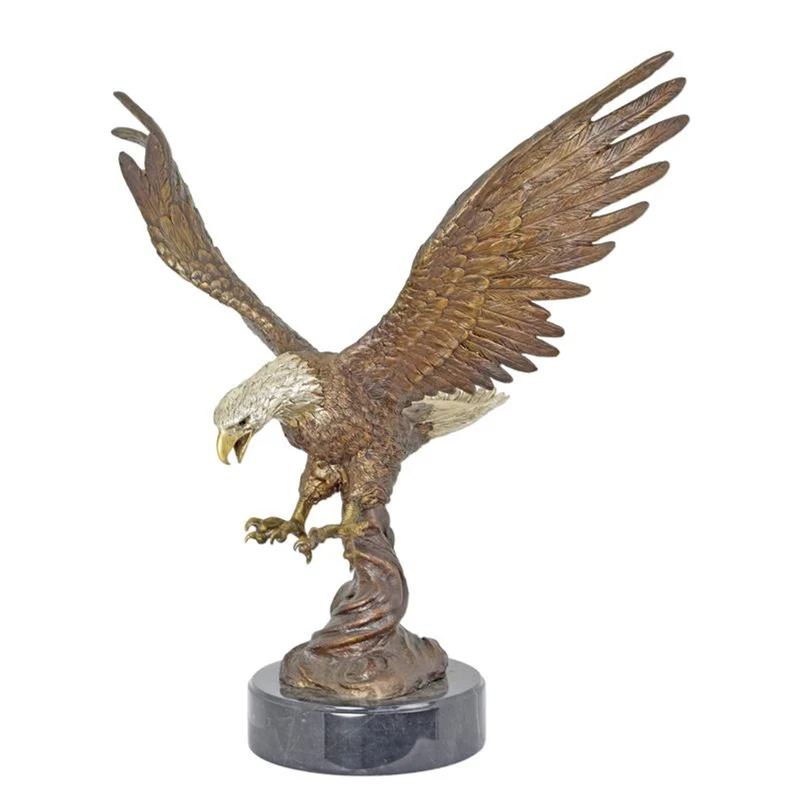 Casa Padrino Luxus Bronze Skulptur Adler mit gespreizten Schwingen Bronze / Gold / Schwarz 75 x H. 76 cm - Bronzefigur mit Marmorsockel - Deko Figur