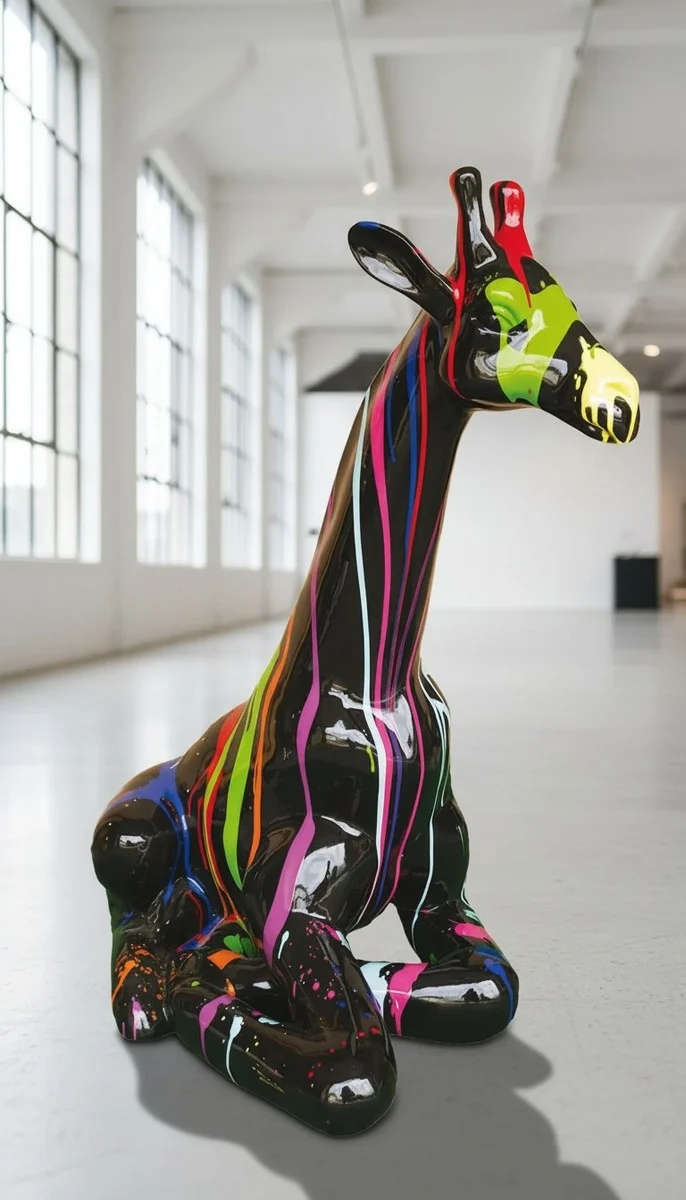 Casa Padrino Luxus Deko Skulptur Giraffe Sitzend Trash H. 80 cm - Deko Skulptur - Deko Figur - Tierfigur - Gartendeko