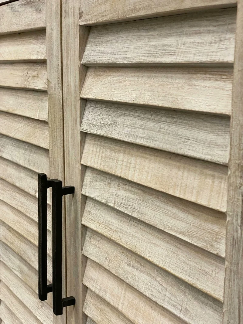 Casa Padrino Landhausstil Vitrine Weiß / Naturfarben 92 x 46 x H. 198 cm - Vitrinenschrank mit 2 Glastüren und 2 Lamellentüren