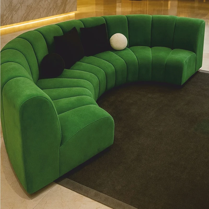 Casa Padrino Luxus Sofa Grün 330 cm - Gebogenes Wohnzimmer Sofa - Luxus Möbel