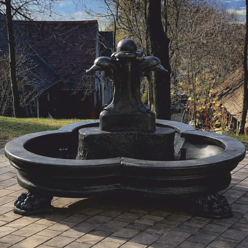 Casa Padrino Barock Springbrunnen Delfine Schwarz Ø 185 x H. 130 cm - Prunkvoller Gartenbrunnen