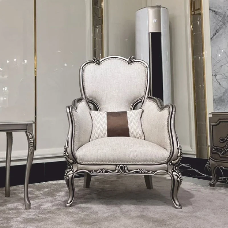 Casa Padrino Luxus Barock Wohnzimmer Sessel mit Kissen Creme / Silber - Barock Möbel