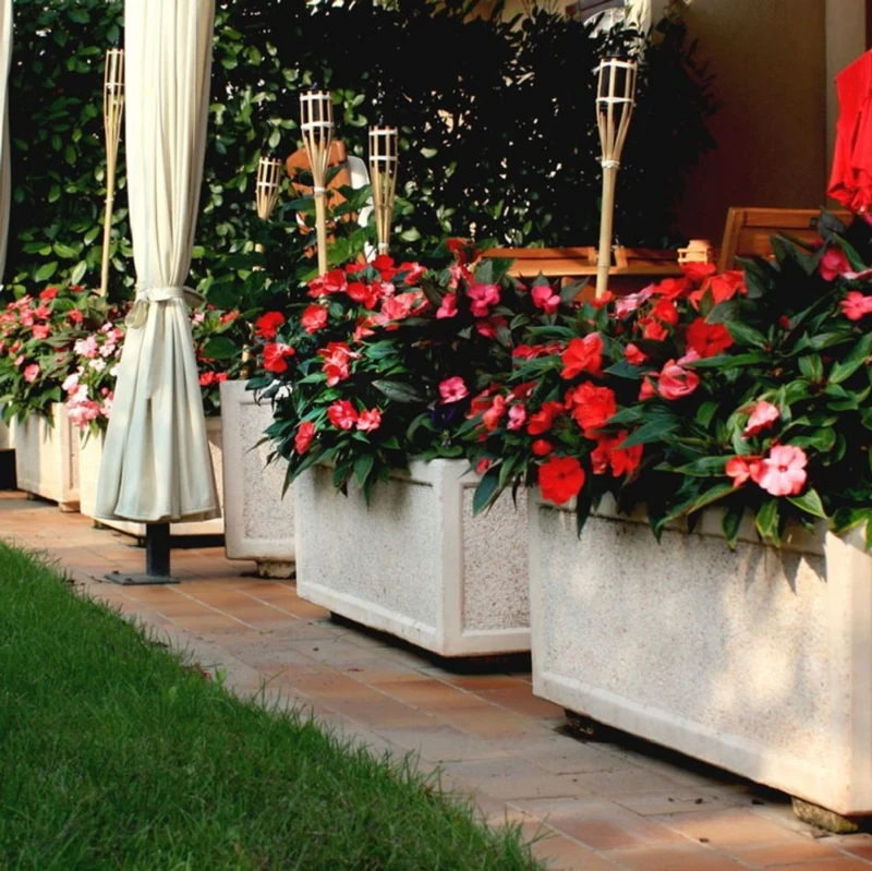 Casa Padrino Beton Blumenkübel Rosa 82 x 42 x H. 44 cm - Rechteckiger Beton Pflanzkübel