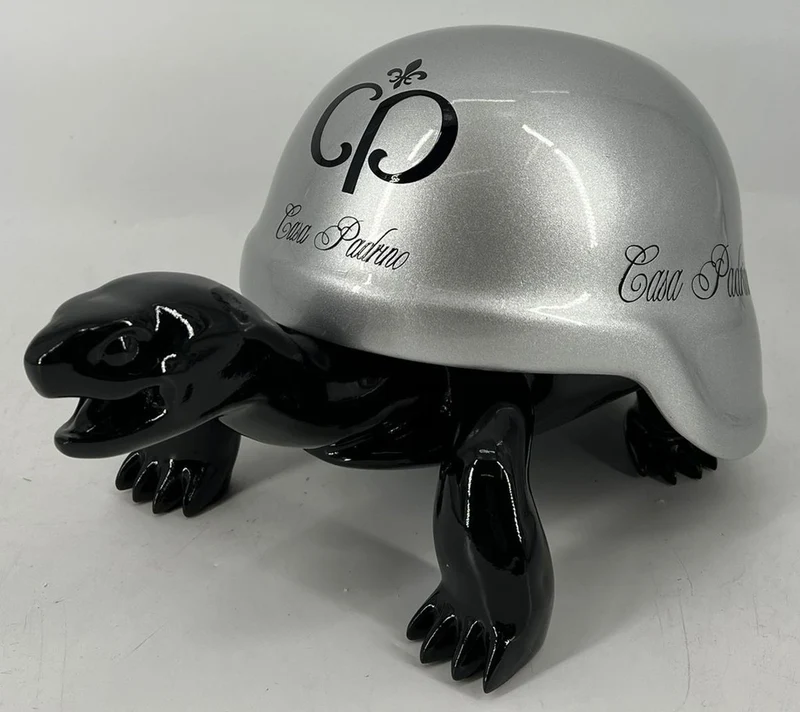 Casa Padrino Luxus Deko Figur Schildkröte Schwarz / Silber 40 cm - Deko Accessoires