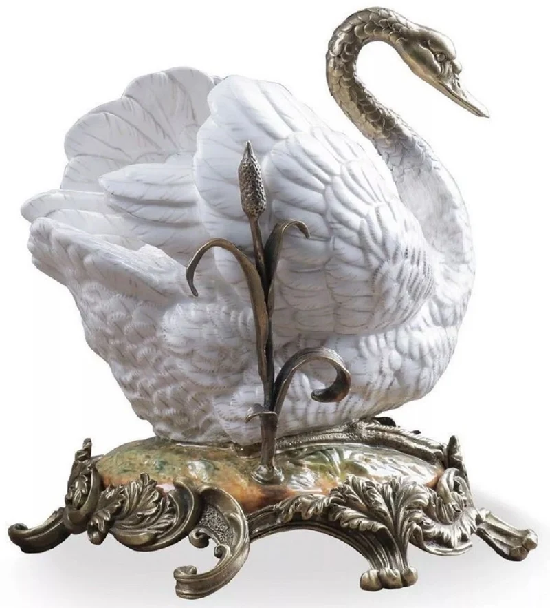 Casa Padrino Barock Porzellan Deko Figur Schwan Weiß / Bronze 20 x 18 x H. 24 cm
