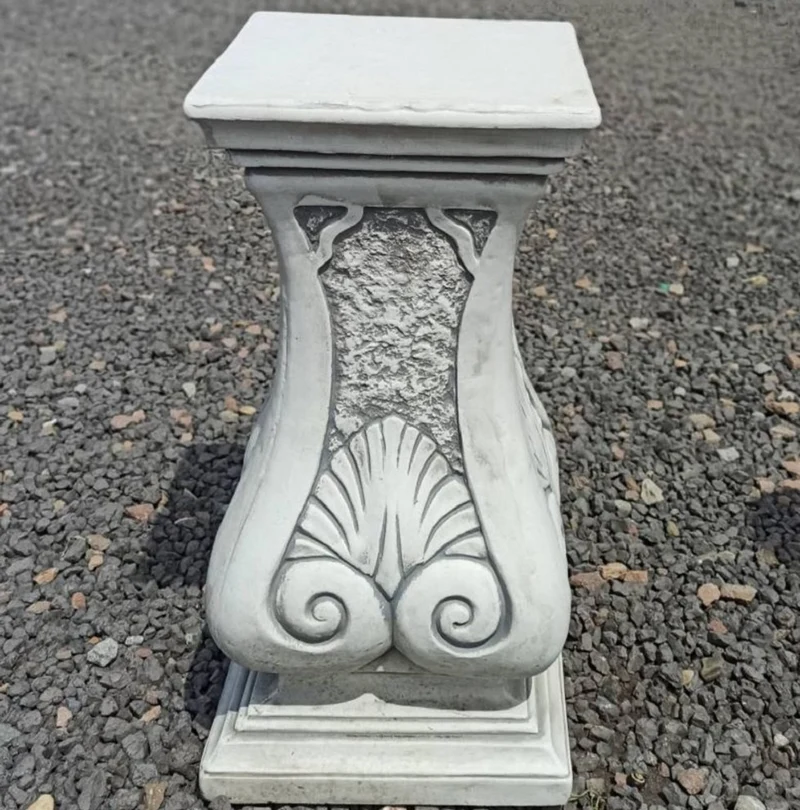 Casa Padrino Barock Garten Deko Säule Grau H. 63 cm - Barockstil Garten Deko