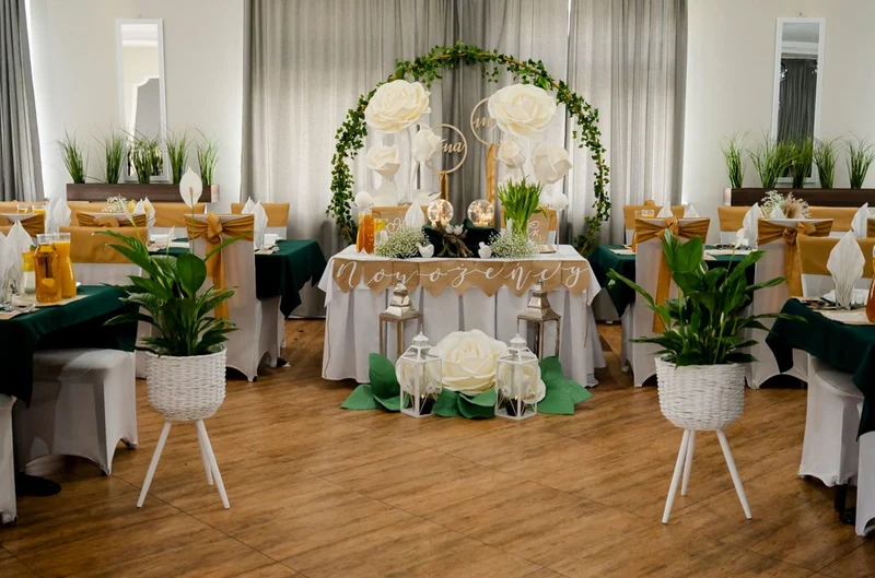 Casa Padrino Luxus XXL Deko Rosen 6er Set Weiß / Creme Ø 55 x H. 180 cm - Hochzeits Deko Accessoirs