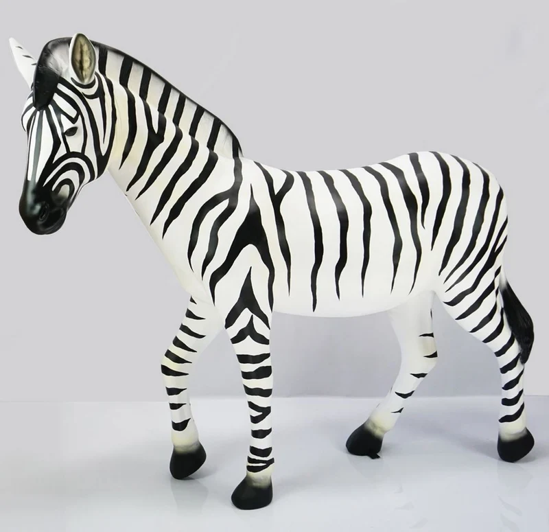 Casa Padrino XXL Deko Skulptur Zebra Weiß / Schwarz 185 cm - Lebensgroße Garten Figur