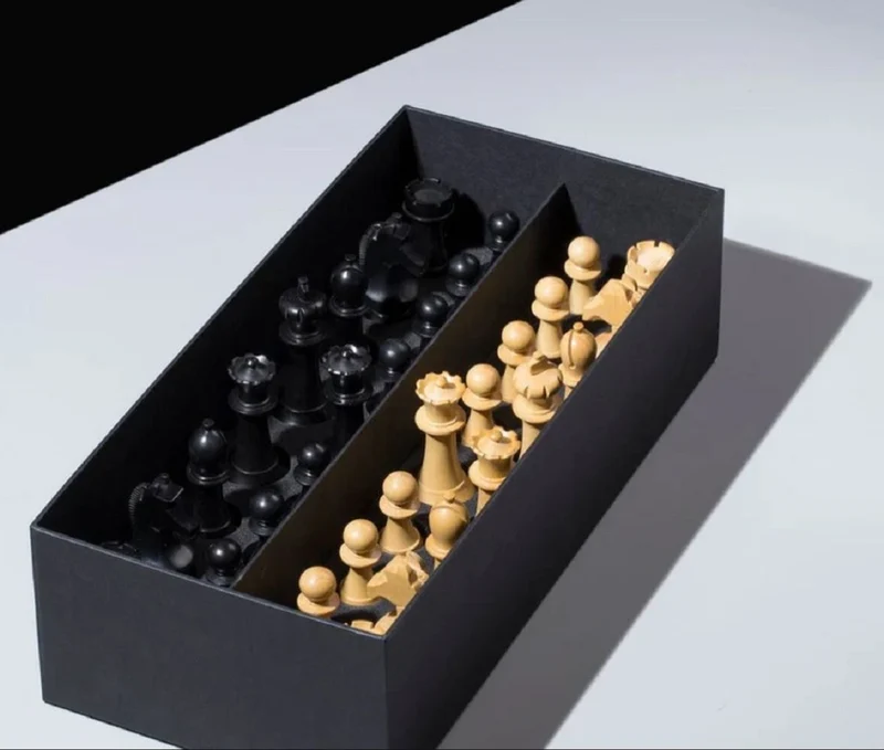 Casa Padrino Luxus Schach Set 50 x 50 cm - Holz Schachspiel - Schachbrett mit Schachfiguren