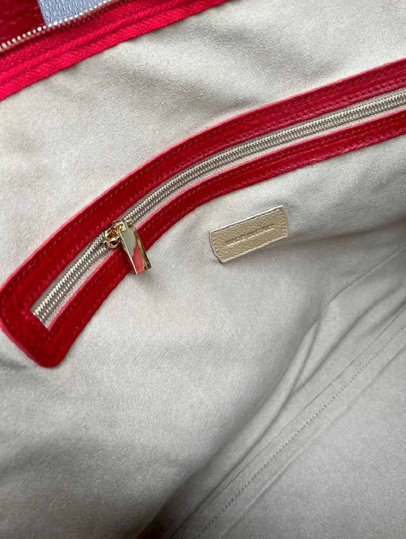 Casa Padrino Luxus Echtleder Reisetasche Rot / Gold 50 cm - Made in Italy