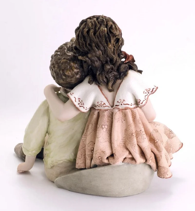 Casa Padrino Porzellan Deko Puppen Skulptur Junge & Mädchen H. 22,5 cm - Made in Italy