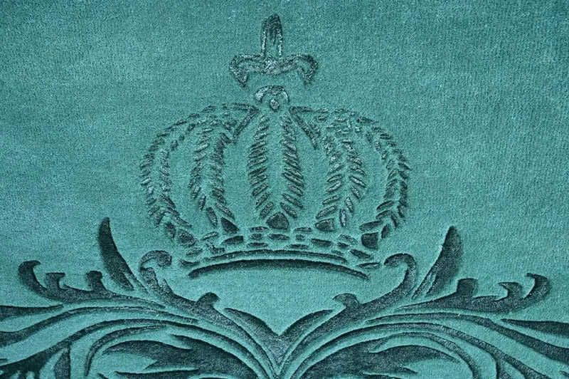 Pompöös by Casa Padrino Luxus Barock Teppich Krone von Harald Glööckler Grün - Verschiedene Größen