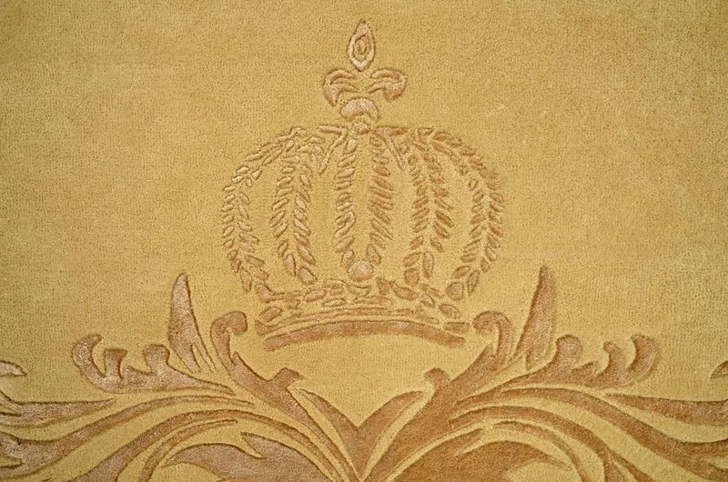Pompöös by Casa Padrino Luxus Barock Teppich Krone von Harald Glööckler Gold 200 x 300 cm