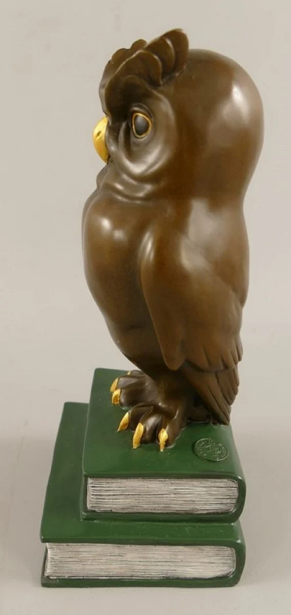 Casa Padrino Bronze Deko Figur Eule auf Büchern H. 22 cm - Schreibtisch Deko Skulptur