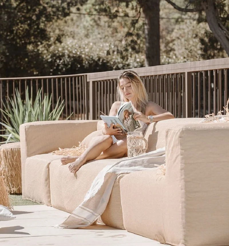 Casa Padrino Luxus Outdoor Garten Sofa Beige 250 cm