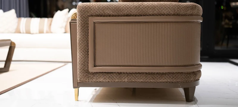 Casa Padrino Luxus Sofa Braun / Gold - Wohnzimmer Sofa - Hotel Sofa - Wohnzimmer Möbel - Hotel Möbel - Luxus Möbel