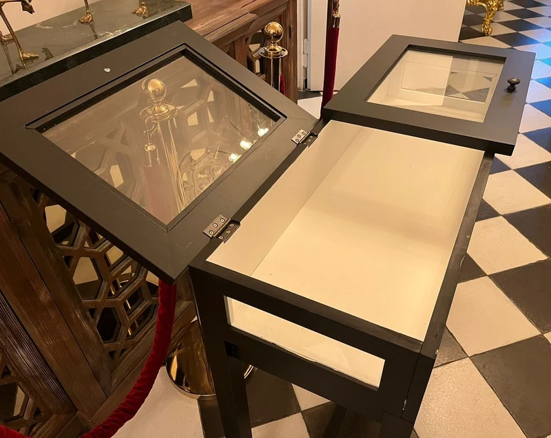 Casa Padrino Landhausstil Ladenvitrine Schwarz / Weiß 110 cm