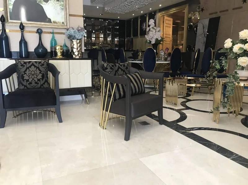Casa Padrino Luxus Sessel Schwarz / Gold 75 x 75 x H. 81 cm - Wohnzimmer Sessel - Hotel Sessel - Wohnzimmer Möbel - Hotel Möbel - Luxus Möbel