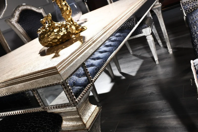 Casa Padrino Luxus Barock Esszimmer Set Schwarz / Antik Silber - 1 Barock Esstisch & 4 Barock Esszimmerstühle & 1 Barock Sitzbank - Luxus Esszimmer Möbel im Barockstil - Edel & Prunkvoll