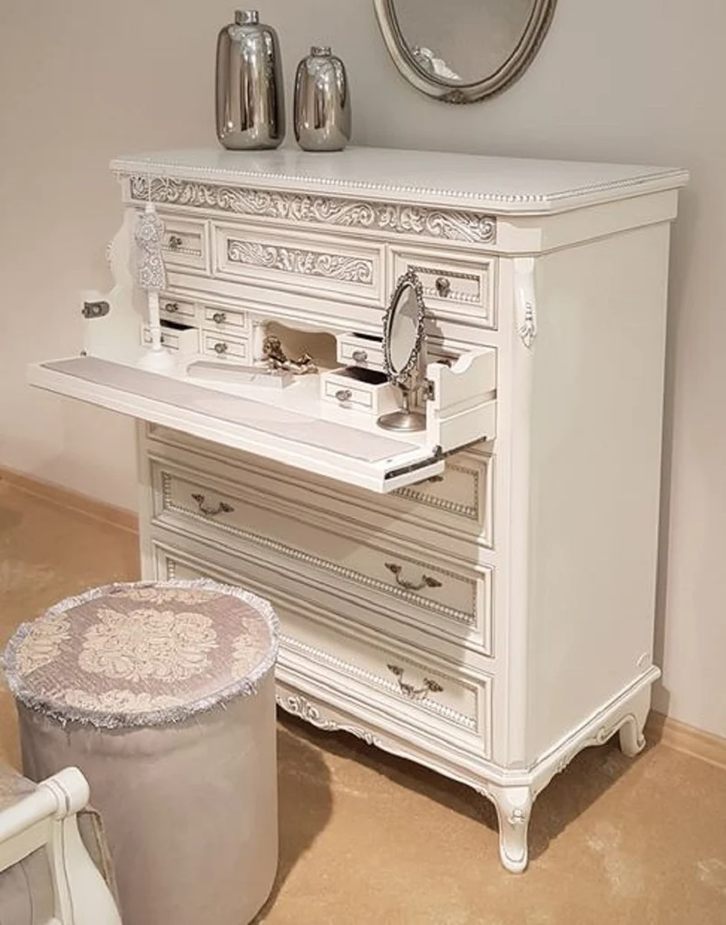 Casa Padrino Luxus Barock Kommode Weiß / Grau / Antik Silber - Prunkvolle Barockstil Schlafzimmer Kommode - Luxus Schlafzimmer Möbel im Barockstil - Barock Schlafzimmer Möbel