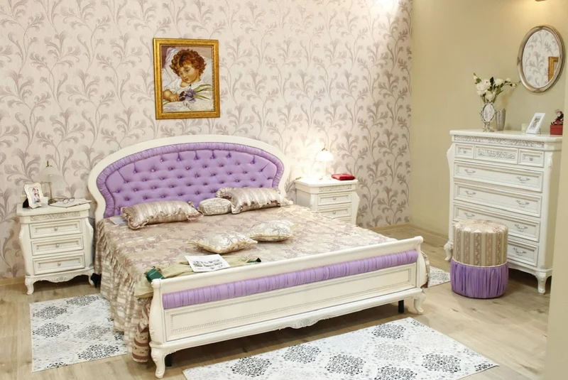 Casa Padrino Luxus Barock Kommode Weiß / Grau / Lila / Silber - Prunkvolle Barockstil Schlafzimmer Kommode - Luxus Schlafzimmer Möbel im Barockstil - Barock Schlafzimmer Möbel