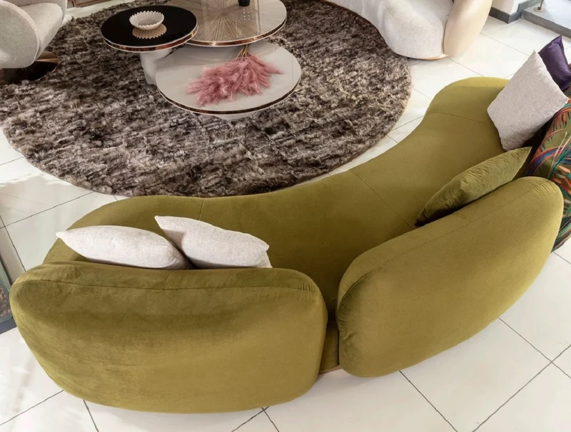 Casa Padrino Luxus Sofa Grün / Mehrfarbig / Kupfer 330 x 110 x H. 70 cm - Gebogenes Wohnzimmer Sofa - Hotel Sofa - Wohnzimmer Möbel - Hotel Möbel - Luxus Möbel - Luxus Einrichtung