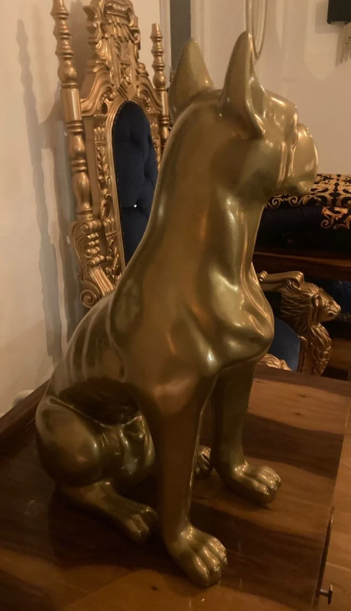 Casa Padrino Luxus Deko Figur Boxer Hund Gold H. 65 cm - Wetterbeständige Deko Skulptur - Wohnzimmer Deko - Garten Deko - Luxus Deko Tierfigur