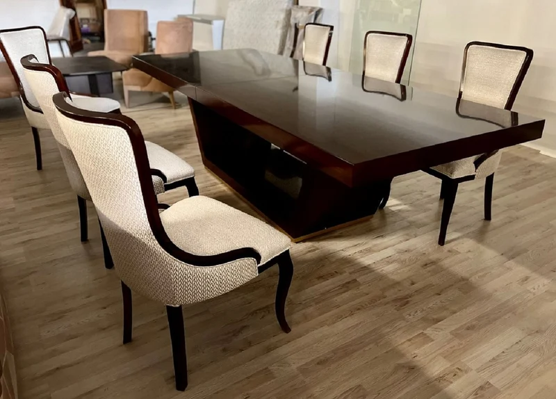 Casa Padrino Luxus Art Deco Esszimmer Set Beige / Braun / Gold - 1 Ausziehbarer Esstisch & 6 Esszimmerstühle - Luxus Esszimmer Möbel - Art Deco Esszimmer Möbel - Luxus Qualität - Made in Italy