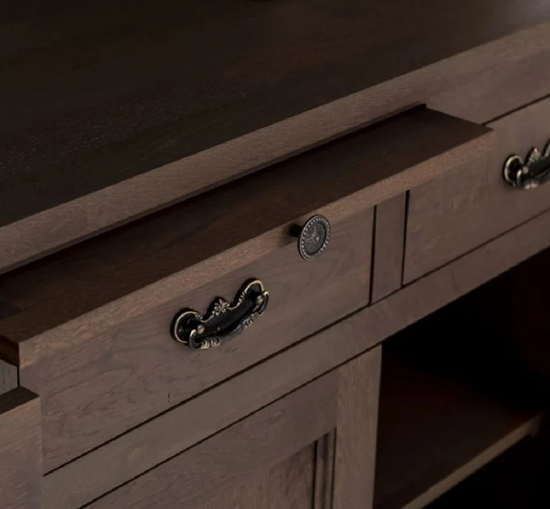 Casa Padrino Landhausstil Esszimmerschrank Dunkelbraun 138 x 50 x H. 197 cm - Massivholz Küchenschrank - Esszimmer Möbel im Landhausstil - Landhausstil Esszimmer Einrichtung