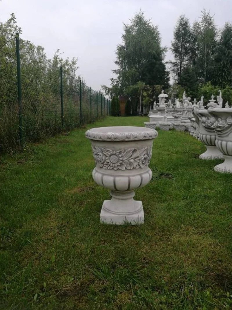 Casa Padrino Barock Garten Deko Blumentopf Grau Ø 48 x H. 62 cm - Runder Pflanzentopf im Barockstil - Barock Garten Deko - Barock Terrassen Deko - Barock Deko Accessoires