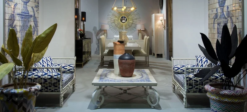 Casa Padrino Luxus Barock Schmiedeeisen Möbel Set Weiß / Blau / Gold - 2 Luxus Sessel & 1 Luxus Couchtisch - Wohnzimmer Möbel - Garten Möbel - Hotel Möbel - Luxus Barock Möbel