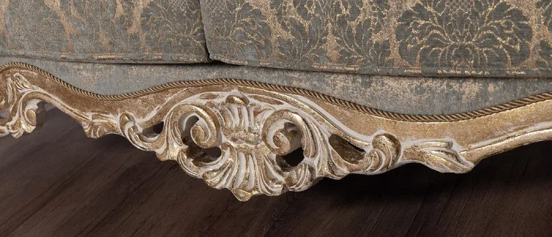 Casa Padrino Luxus Barock Wohnzimmer Set Grün / Antik Gold - 2 Barock Sofas & 2 Barock Sessel & 1 Barock Couchtisch - Luxus Wohnzimmer Möbel im Barockstil - Barock Möbel