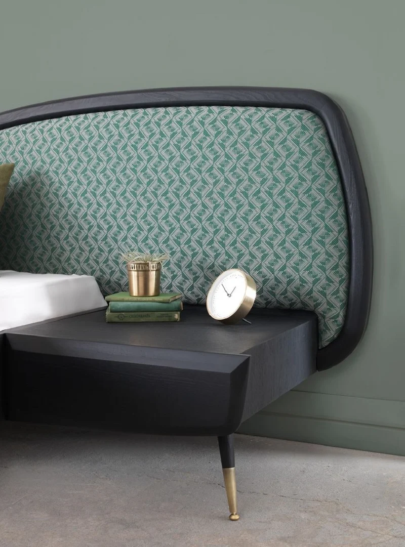 Casa Padrino Luxus Schlafzimmer Set Grün / Schwarz / Antik Messing - 1 Doppelbett mit Kopfteil & 2 Nachtkommoden - Luxus Schlafzimmer Möbel - Luxus Schlafzimmer Einrichtung