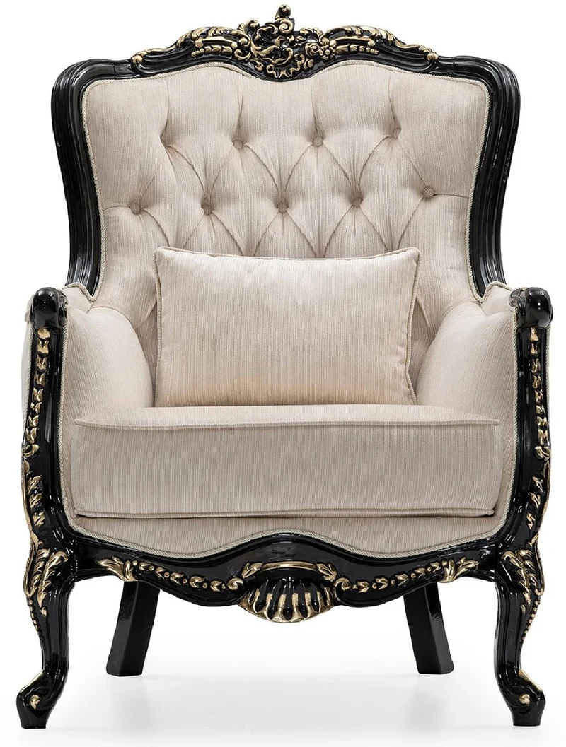 Casa Padrino Luxus Barock Wohnzimmer Sessel Creme / Schwarz / Gold - Handgefertigter Barockstil Sessel mit dekorativem Kissen - Luxus Wohnzimmer Möbel im Barockstil - Barock Möbel
