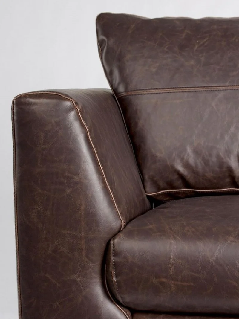 Casa Padrino Luxus Kunstleder 2er Sofa Dunkelbraun / Naturfarben 155 x 90 x H. 82 cm - Wohnzimmer Sofa - Wohnzimmer Möbel - Kunstleder Möbel - Luxus Möbel - Luxus Einrichtung