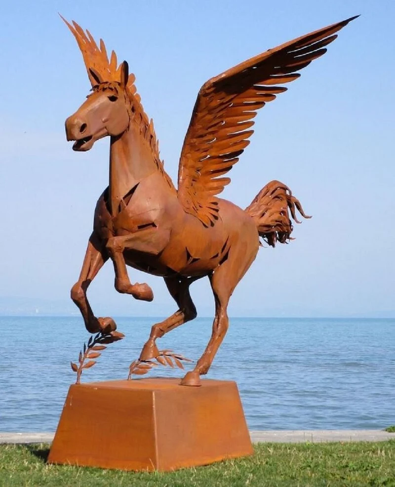 Casa Padrino Luxus Deko Skulptur Pegasus Pferd mit Sockel Rost 288 x 175 x H. 305 cm - Lebensgroße Stahl Skulptur - Riesige Garten Deko Figur - Garten Skulpturen - Metall Skulpturen