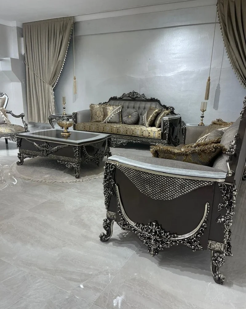 Casa Padrino Luxus Barock Wohnzimmer Set Silber / Gold / Weiß / Schwarz / Silber - 2 Barock Sofas & 2 Barock Sessel & 1 Barock Couchtisch - Luxus Wohnzimmer Möbel im Barockstil - Barock Möbel