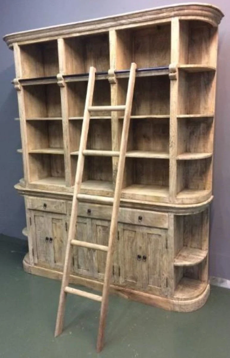 Casa Padrino Landhausstil Bücherschrank mit Leiter Naturfarben 200 x 42 x H. 230 cm - Massivholz Schrank - Regalschrank - Wohnzimmerschrank - Büroschrank - Landhausstil Möbel