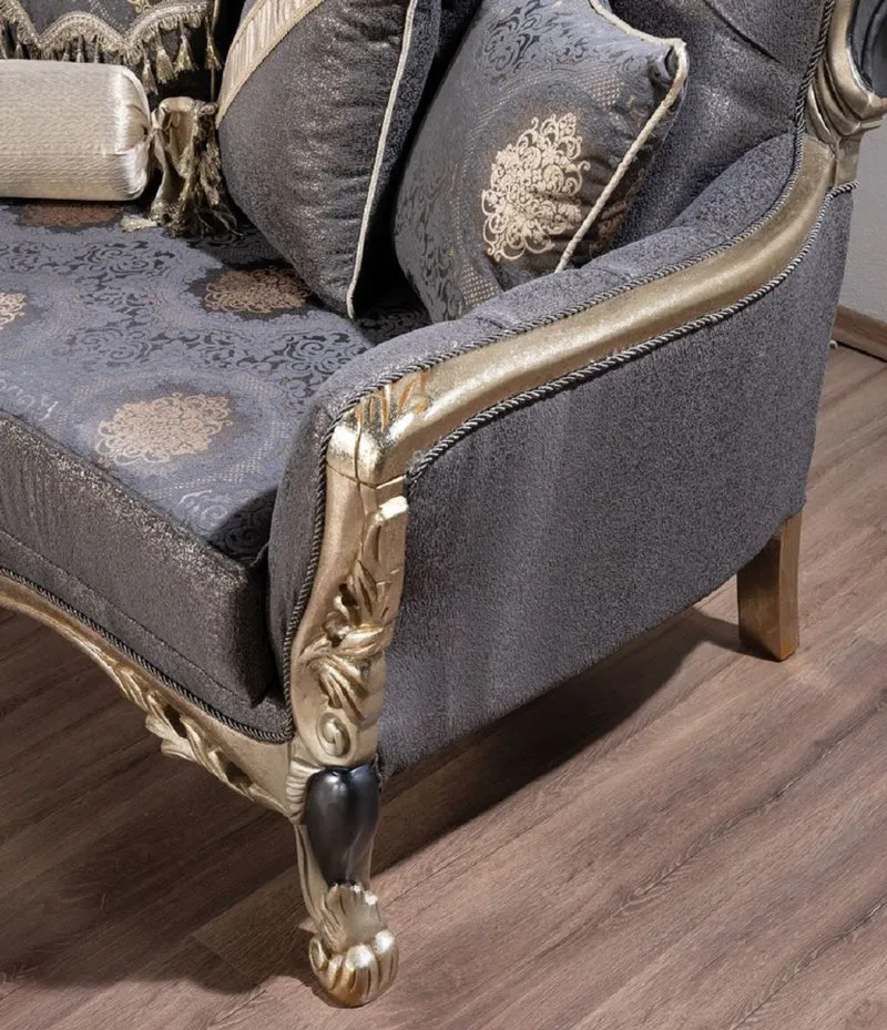 Casa Padrino Luxus Barock Wohnzimmer Set Lila / Antik Gold / Schwarz - 2 Barock Sofas & 2 Barock Sessel & 1 Barock Couchtisch - Luxus Wohnzimmer Möbel im Barockstil - Barock Möbel