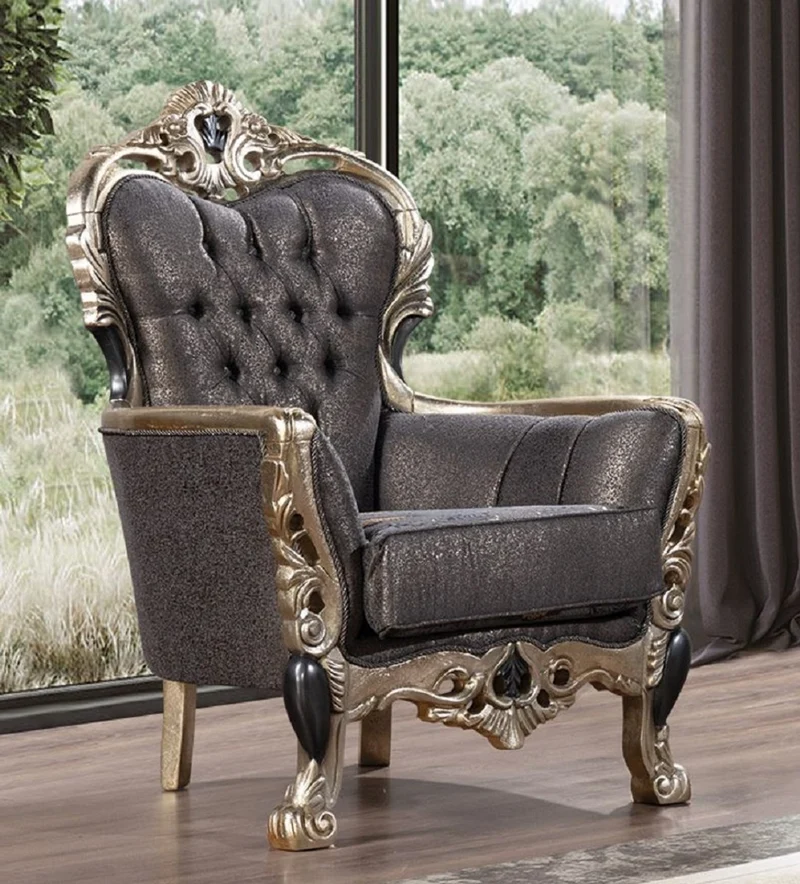 Casa Padrino Luxus Barock Wohnzimmer Set Lila / Antik Gold / Schwarz - 2 Barock Sofas & 2 Barock Sessel & 1 Barock Couchtisch - Luxus Wohnzimmer Möbel im Barockstil - Barock Möbel