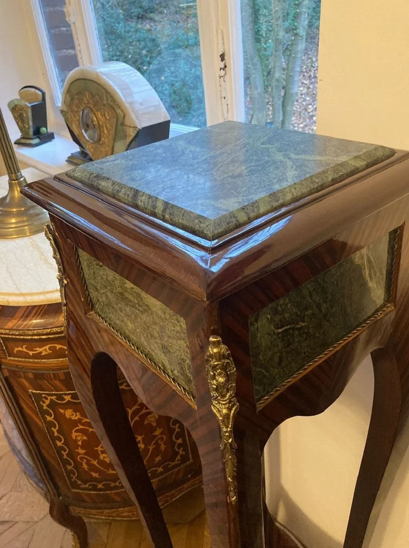 Casa Padrino Barock Säule Braun / Grün / Gold - Handgefertigter Antik Stil Massivholz Beistelltisch mit Marmorplatte - Wohnzimmer Möbel im Barockstil - Antik Stil Möbel - Barock Möbel
