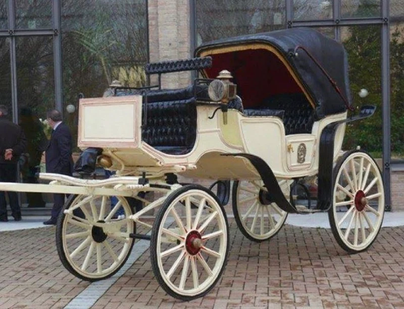 Casa Padrino Barock Pferdekutsche Creme / Beige / Schwarz - Prunkvolle Hochzeitzkutsche im Barockstil - Handgfertigte Barockstil Kutsche - Edel & Prunkvoll