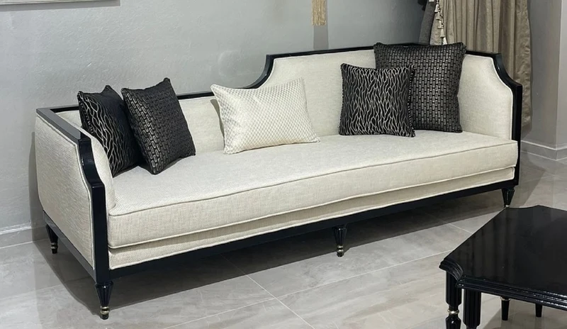 Casa Padrino Luxus Art Deco Wohnzimmer Set Naturfarben / Schwarz / Gold - 2 Art Deco Sofas & 2 Art Deco Sessel & 1 Art Deco Couchtisch - Wohnzimmer Möbel - Art Deco Möbel - Luxus Möbel