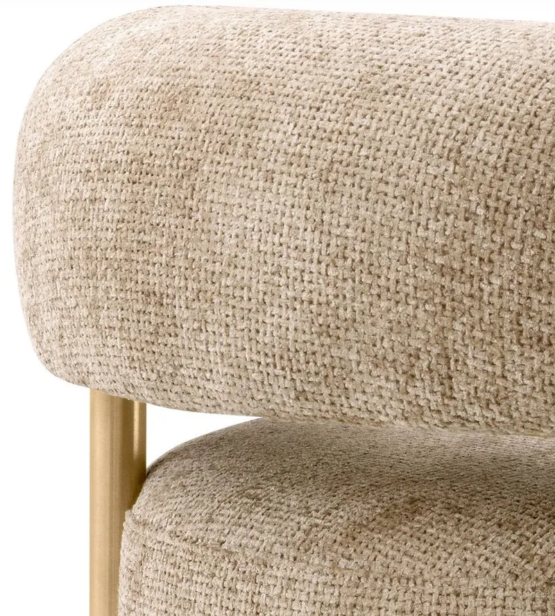 Casa Padrino Luxus Sessel Sandfarben / Messing 85 x 80 x H. 65 cm - Wohnzimmer Sessel - Hotel Sessel - Wohnzimmer Möbel - Luxus Möbel - Wohnzimmer Einrichtung - Luxus Einrichtung - Möbel Luxus