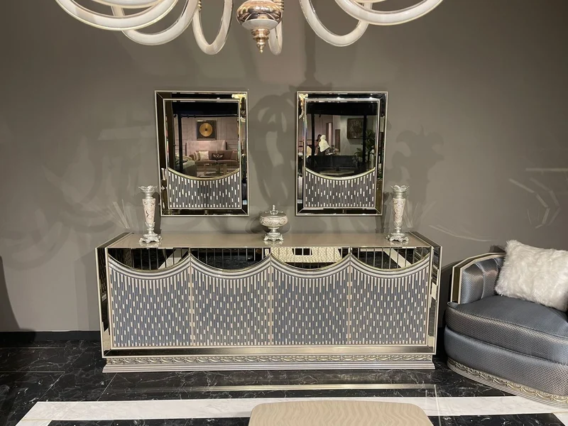 Casa Padrino Luxus Art Deco Massivholz Sideboard Creme / Gold - Massivholz Schrank mit 4 Türen - Art Deco Möbel - Luxus Möbel - Luxus Einrichtung - Luxus Qualität