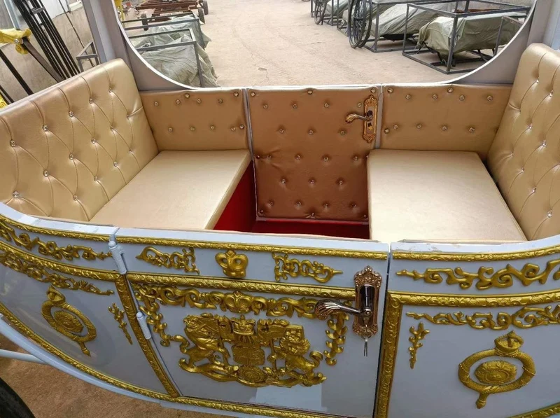 Casa Padrino Barock Pferdekutsche Weiß / Gold - Prunkvolle Kutsche im Barockstil - Barock Hochzeitskutsche - Barock Königskutsche - Barock Möbel - Edel & Prunkvoll