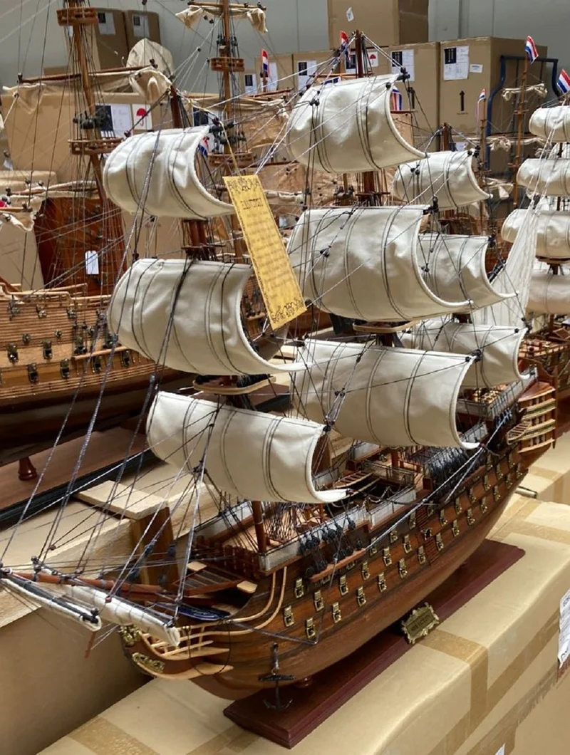 Casa Padrino Luxus Flaggschiff HMS Victory Braun 97 x 29 x H. 83 cm - Handgefertigtes Britisches Deko Schiff - Holzschiff - Segelschiff - Kriegsschiff - Luxus Deko Accessoires